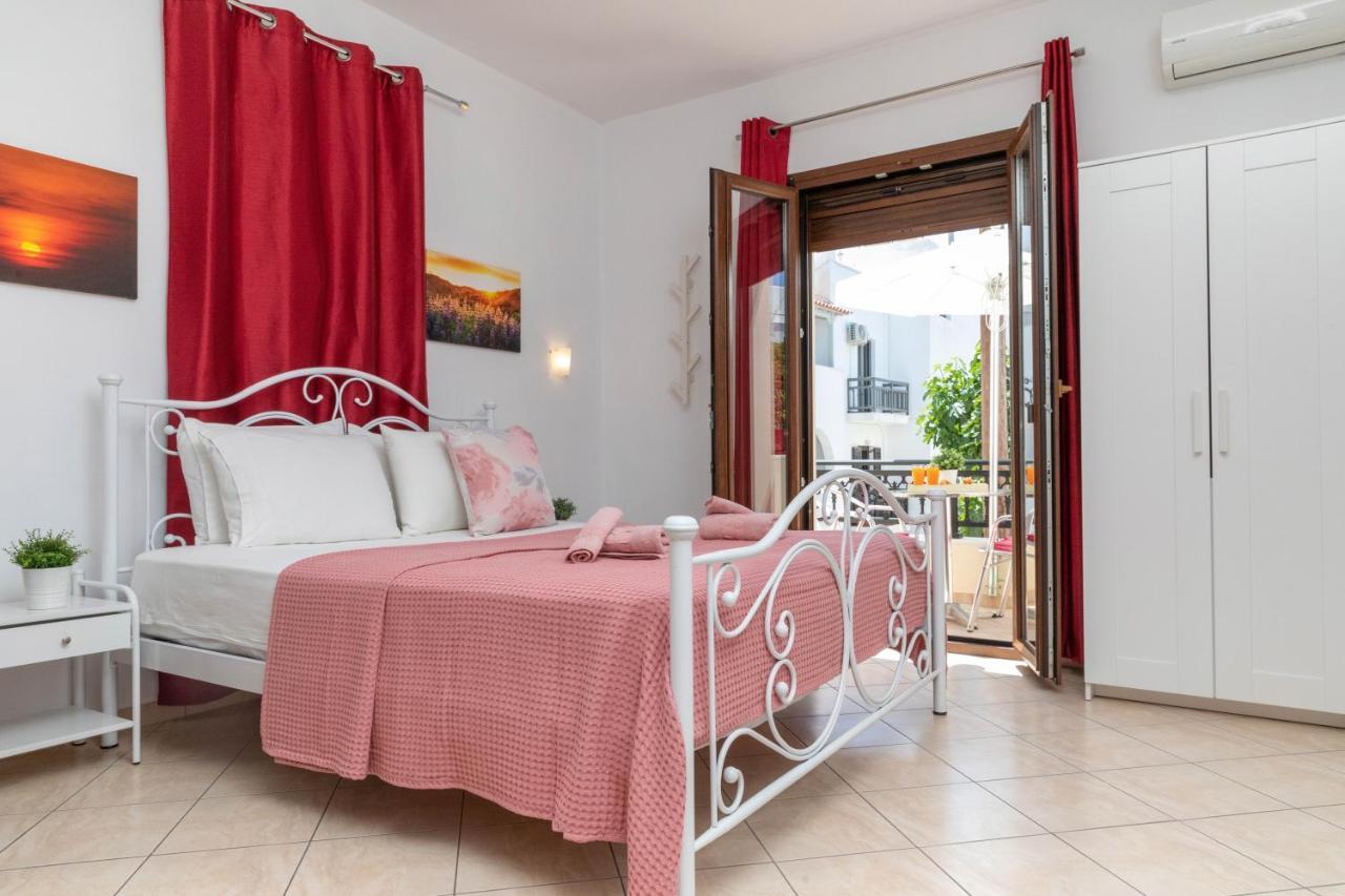 Naxos Diamond Studios Apartments Naxos City Bagian luar foto