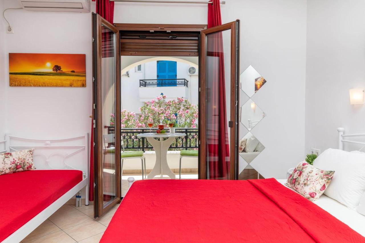 Naxos Diamond Studios Apartments Naxos City Bagian luar foto