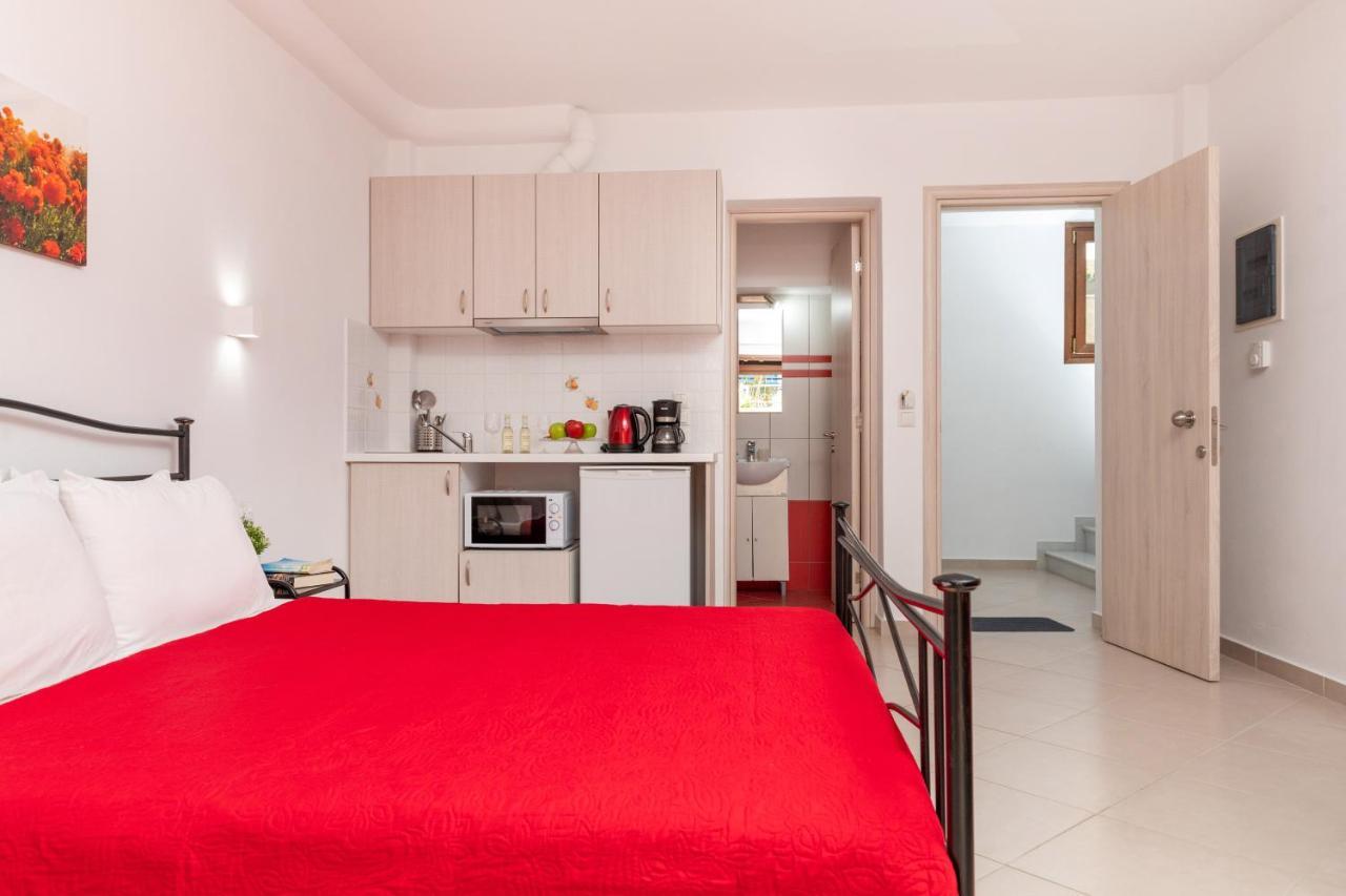 Naxos Diamond Studios Apartments Naxos City Bagian luar foto